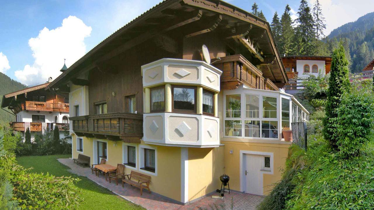 Апартаменты Haus Alpenchalet Нойштифт-им-Штубайталь Экстерьер фото